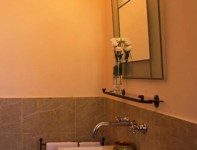 Bed & Breakfast Cascina Canee 4*